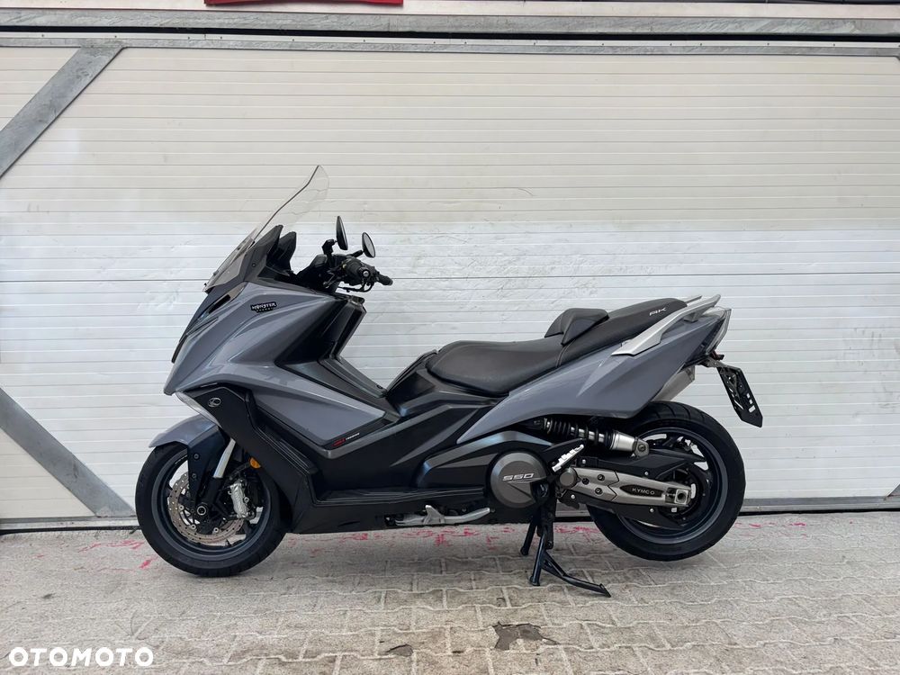 Kymco AK 550 - 1