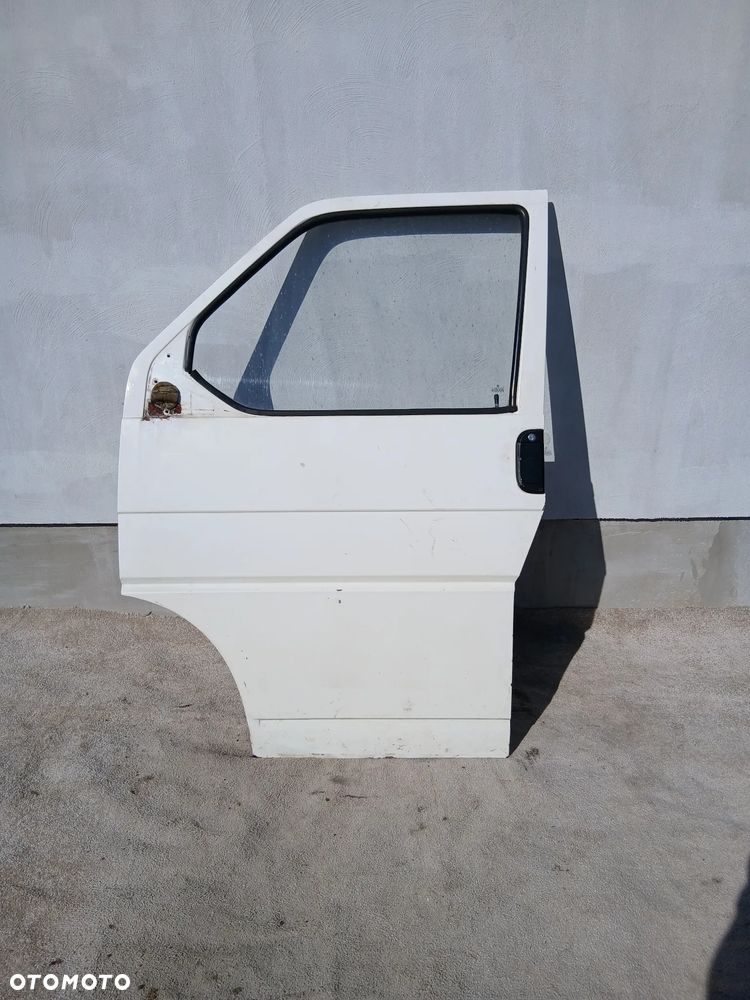 DRZWI PRZEDNIE LEWE VW T-4 KOMPLETNE - 1