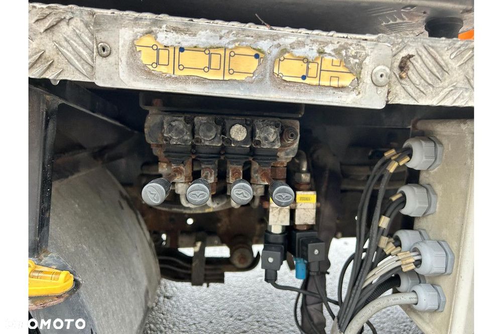 Nissan Cabstar 35.13 GALAXYLIFT GT18-12 + ONLY 45600KM - 12
