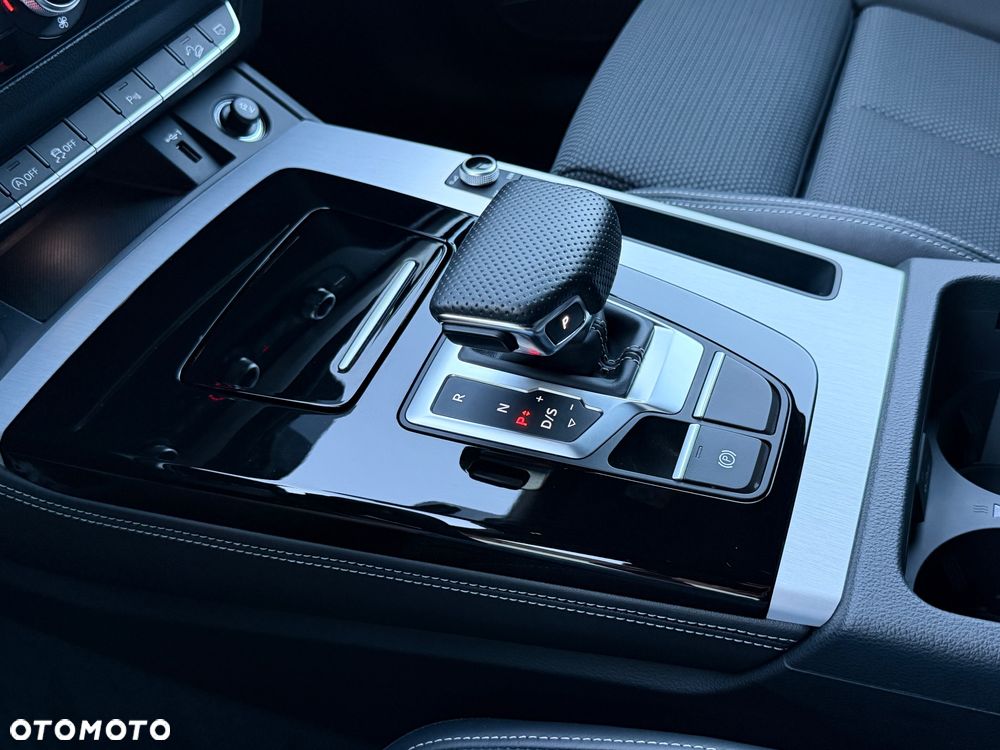 Audi Q5 40 TDI quattro S tronic S line - 23