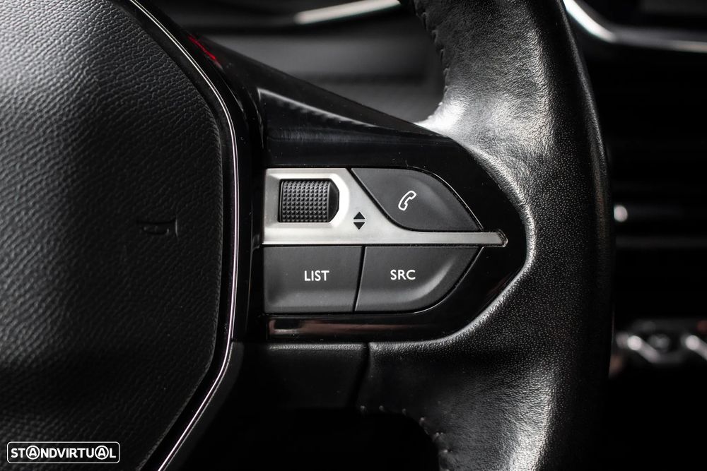 Peugeot 2008 1.2 PureTech Active - 15