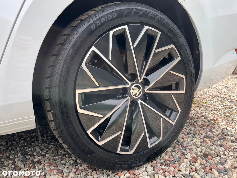 Skoda Superb 2.0 TDI SCR L&K DSG - 15