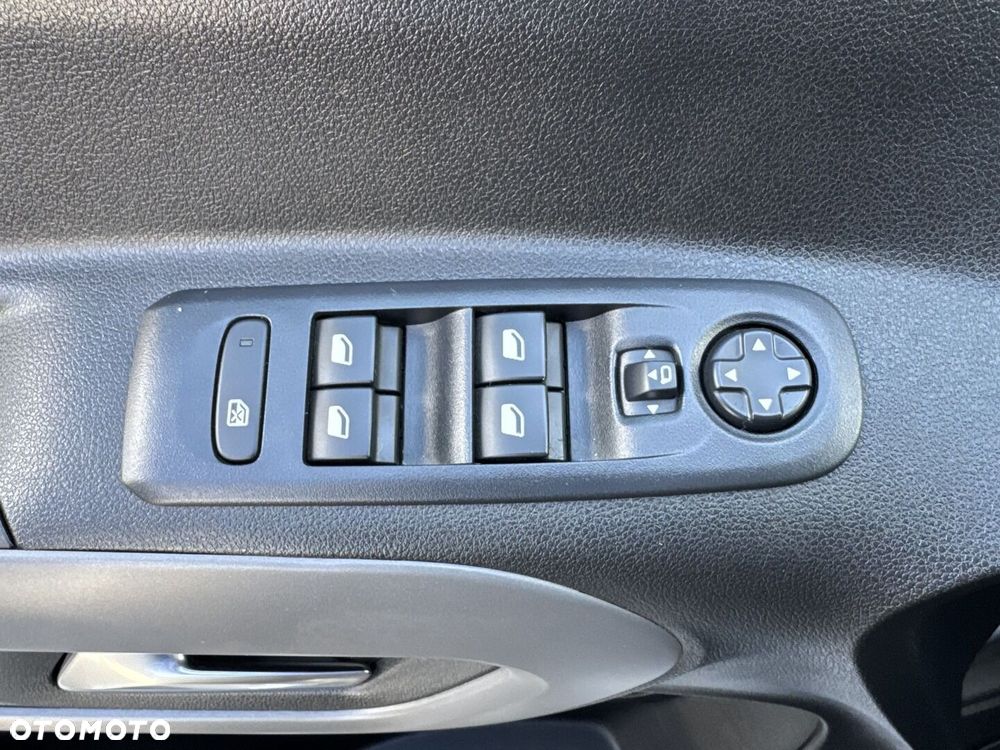 Toyota Proace City Verso Long 1.5 D-4D Family - 32