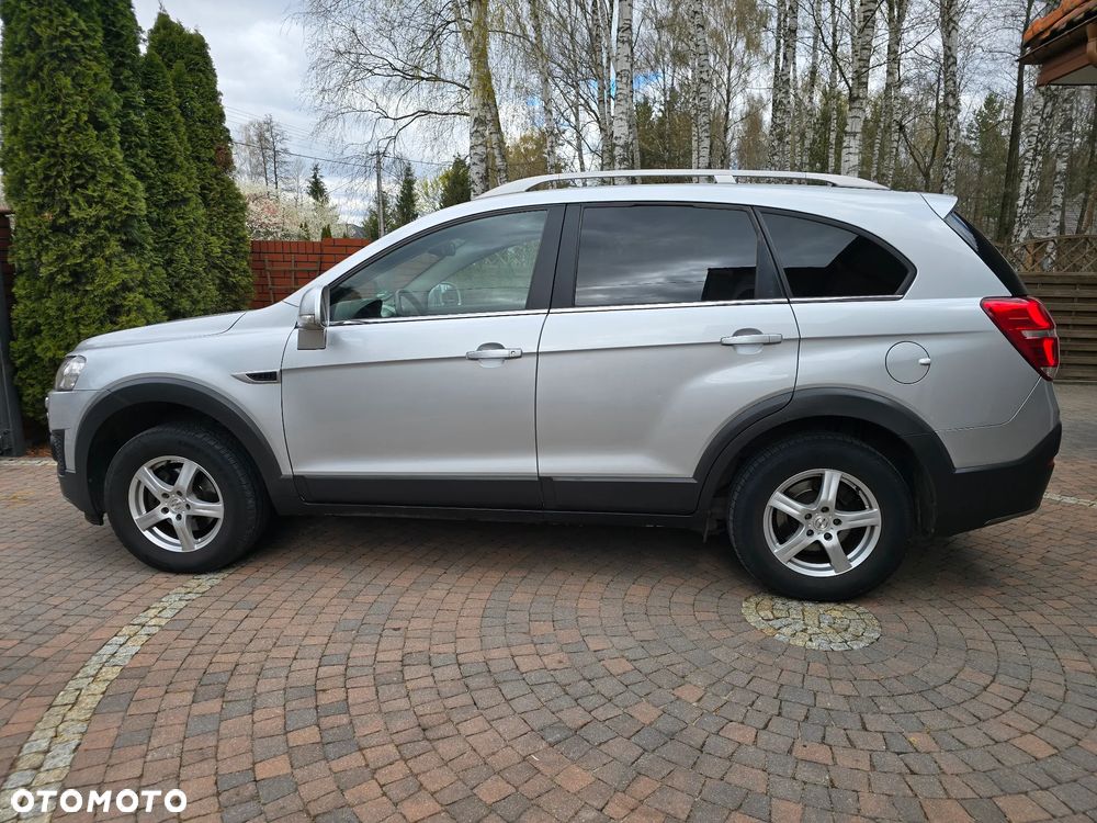 Chevrolet Captiva 2.4 AWD LT+ - 16