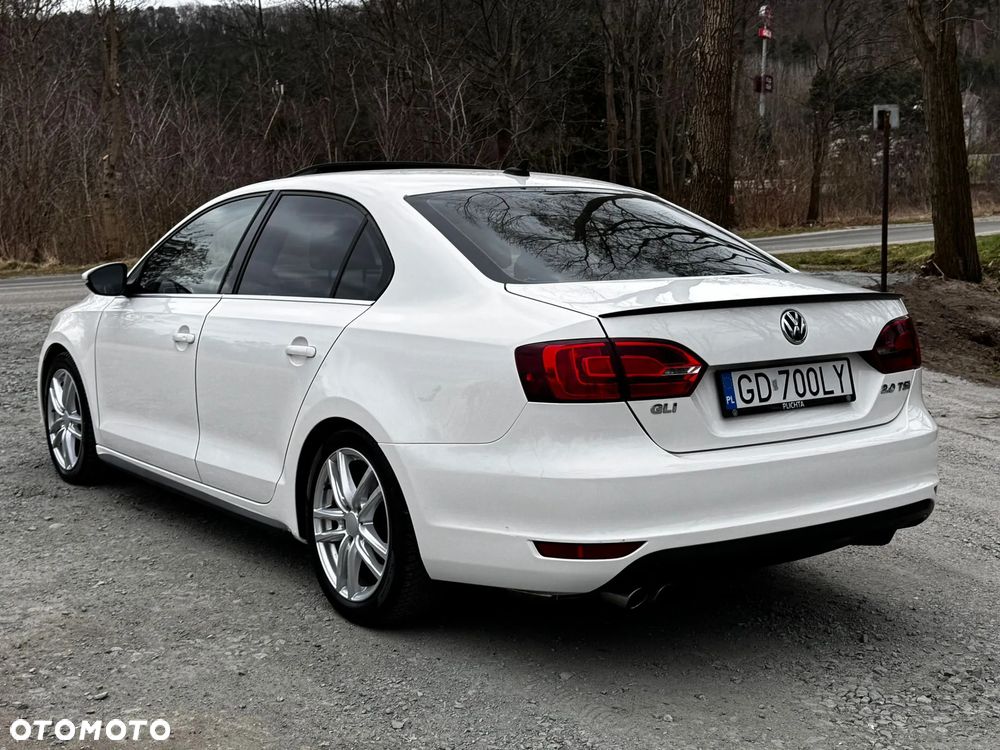 Volkswagen Jetta 2.0 TSI Sportline - 7