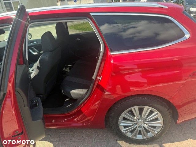 Peugeot 308 1.5 BlueHDi Allure S&S - 11