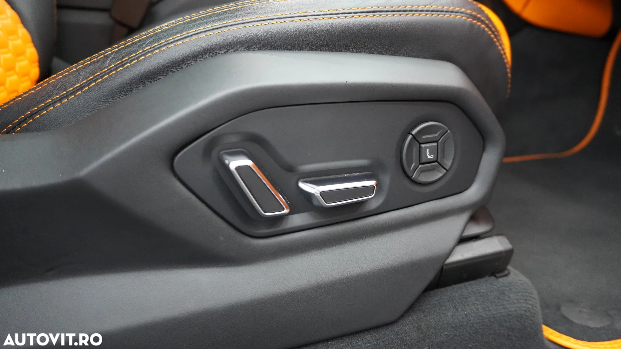 Lamborghini URUS Standard - 25