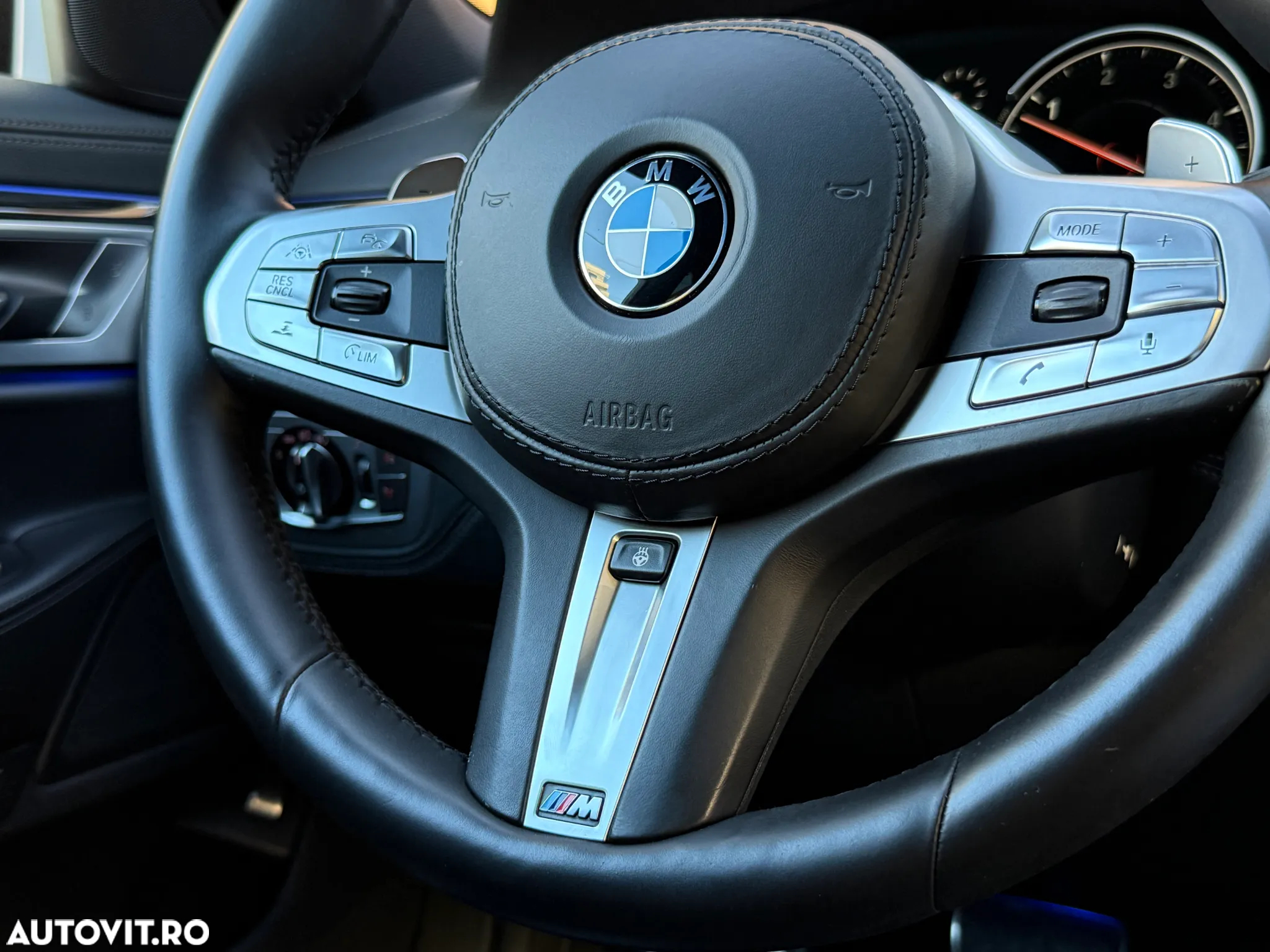 BMW Seria 7 740d xDrive - 27