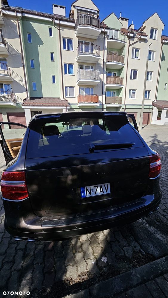 Porsche Cayenne Tiptronic S GTS - 18