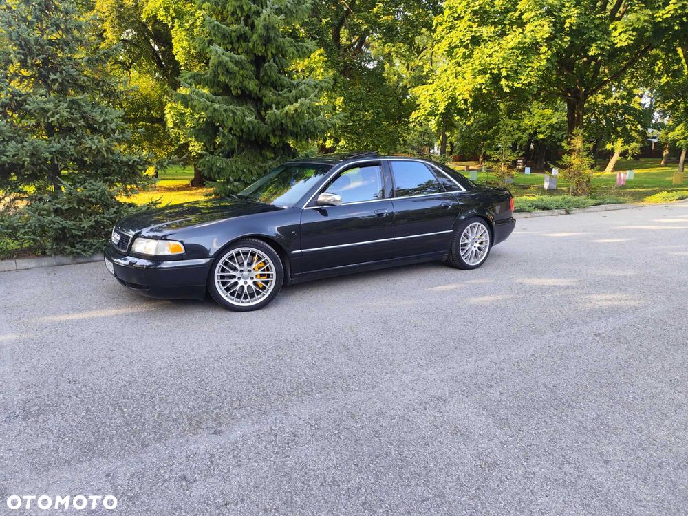 Audi A8 1998 photo 3