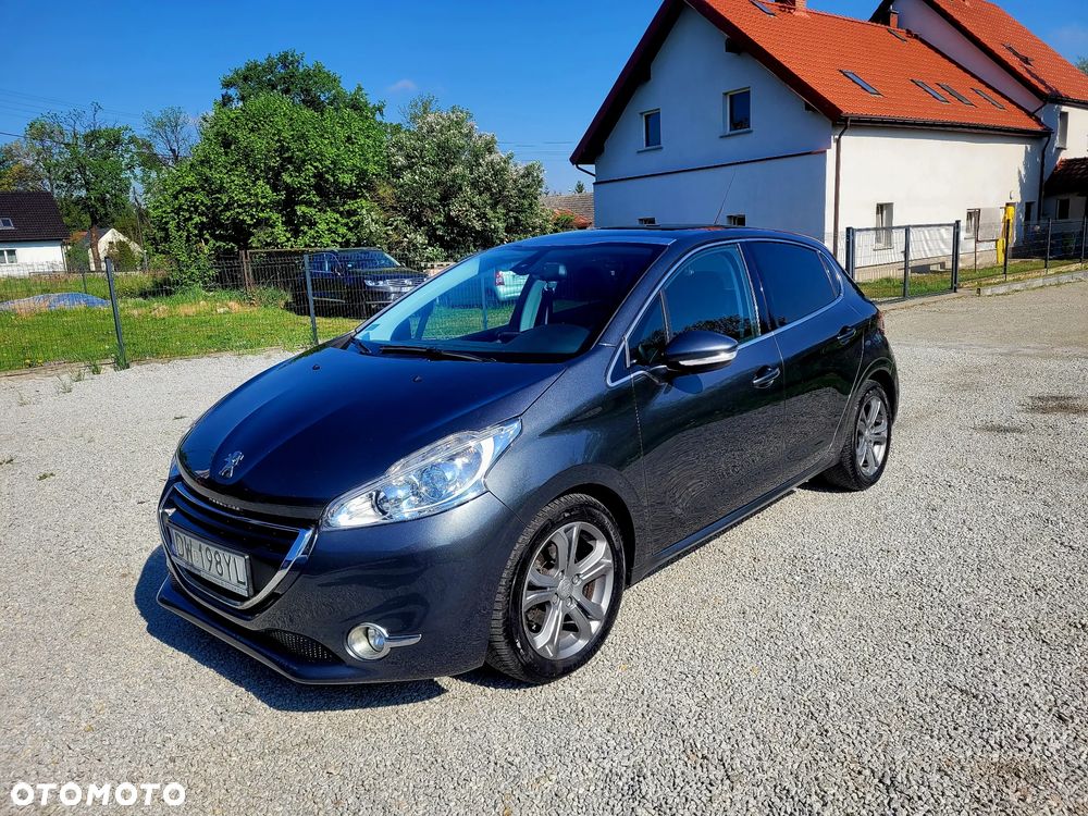 Peugeot 208 120 VTI Intuitive - 2