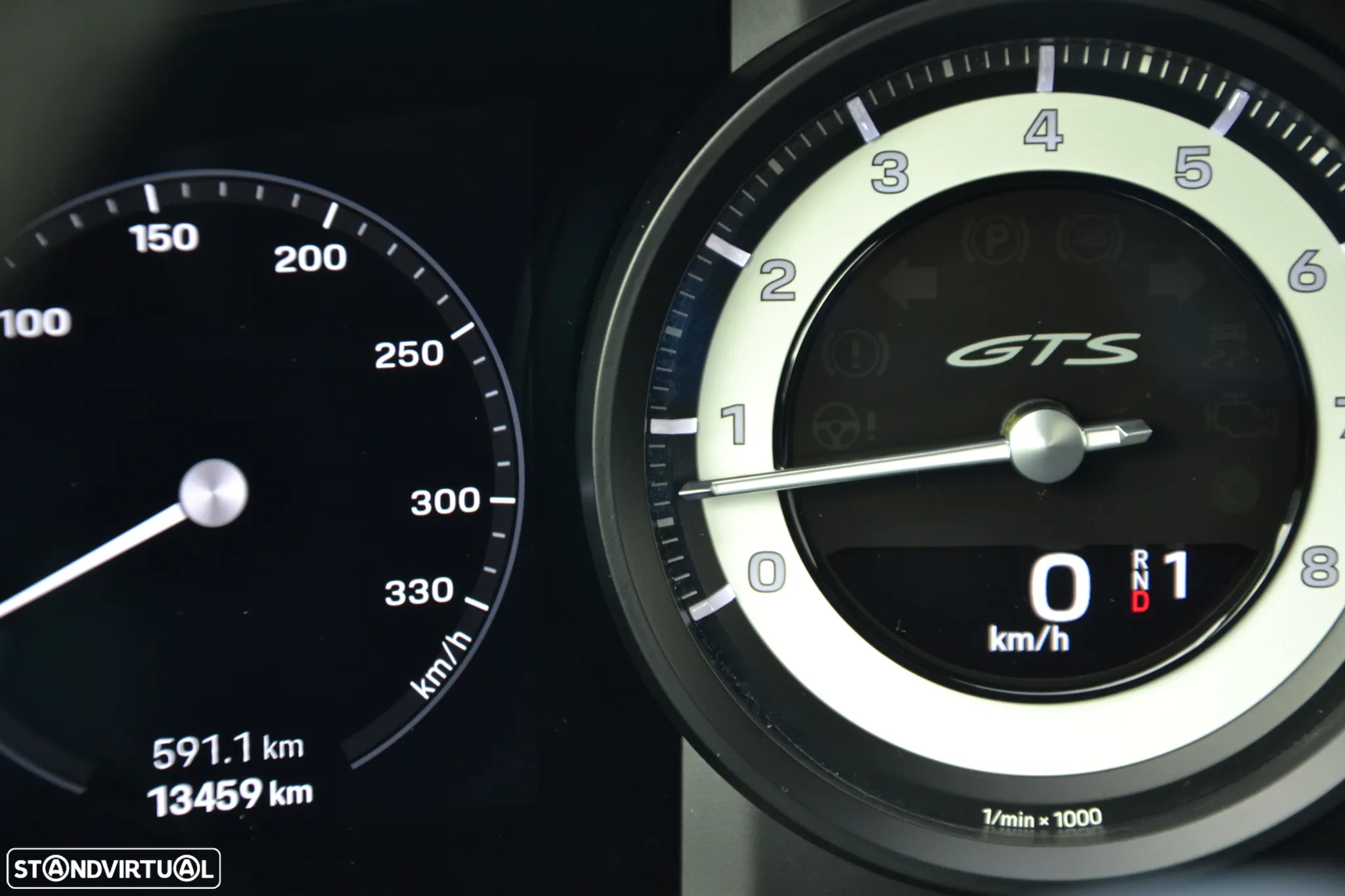 Porsche 911 (992) Carrera GTS PDK - 32