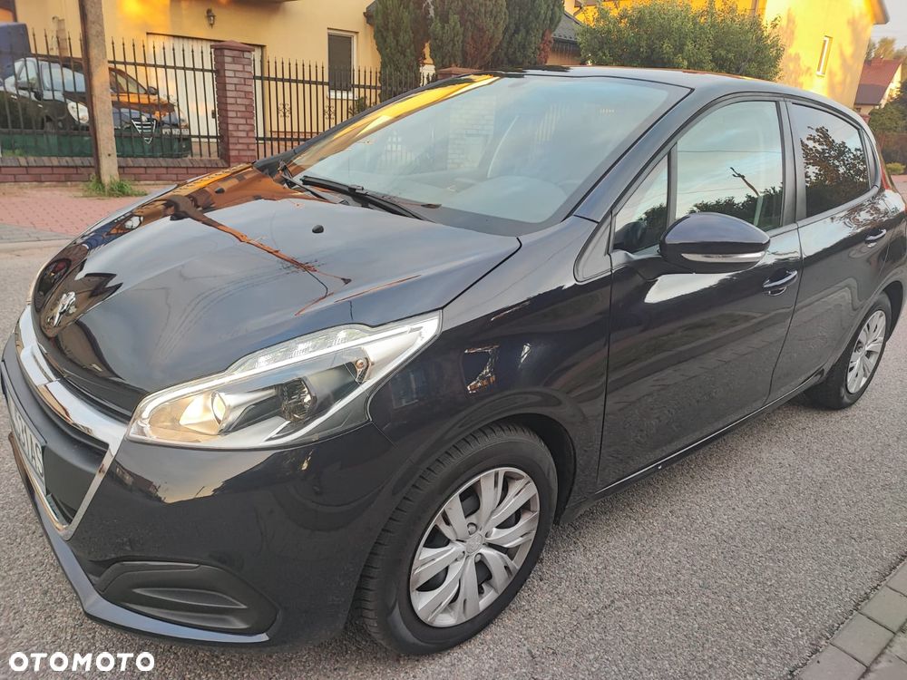 Peugeot 208 - 21
