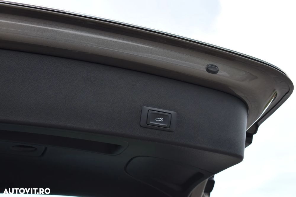 Audi A6 Avant 2.0 TDI Ultra DPF S tronic - 17