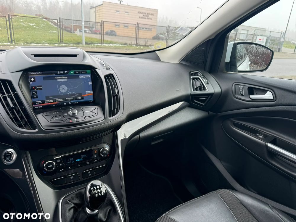 Ford Kuga 2.0 TDCi 2x4 Titanium - 13