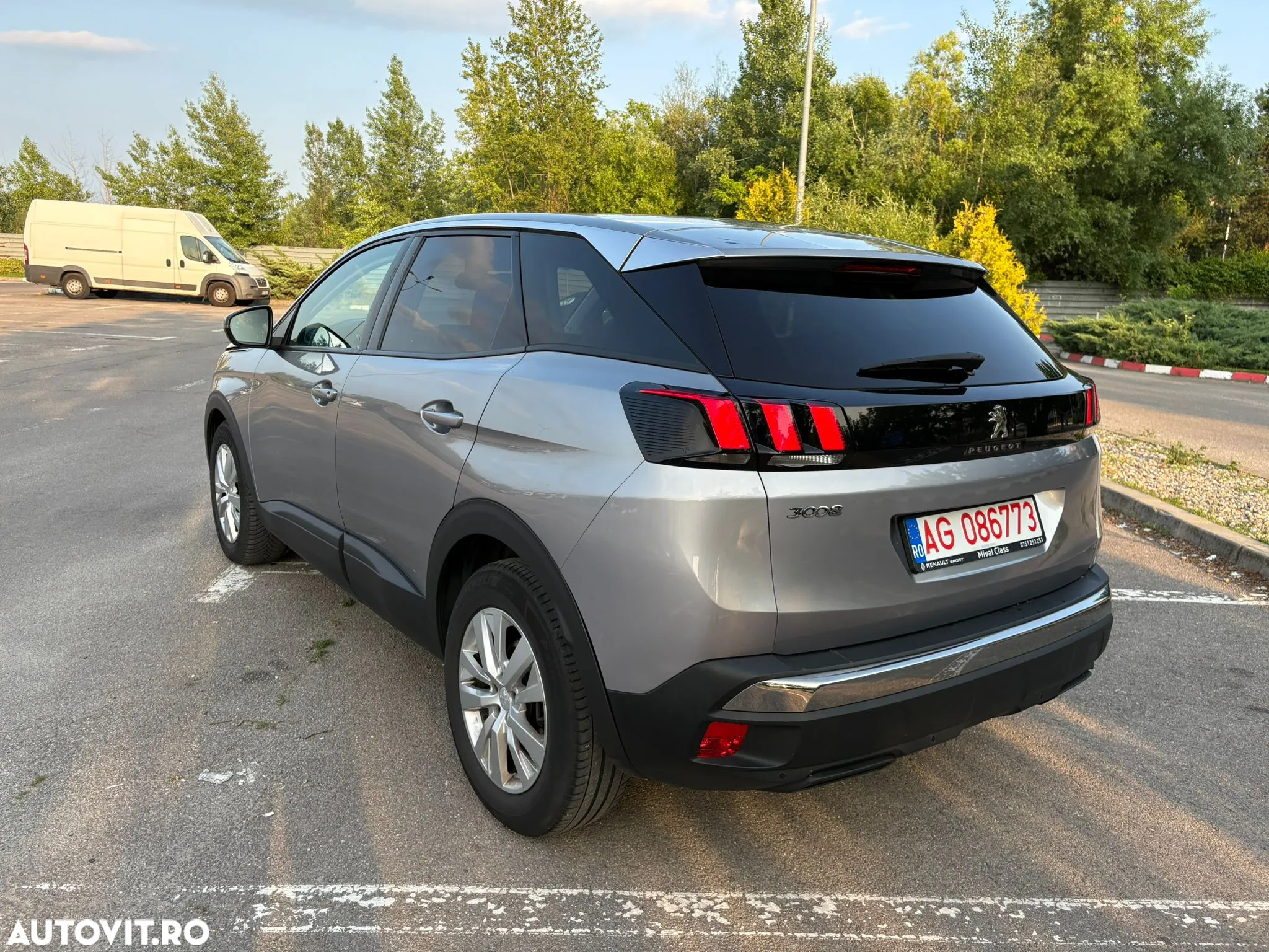 Peugeot 3008 1.5 BlueHDI S&S EAT8 Active - 5