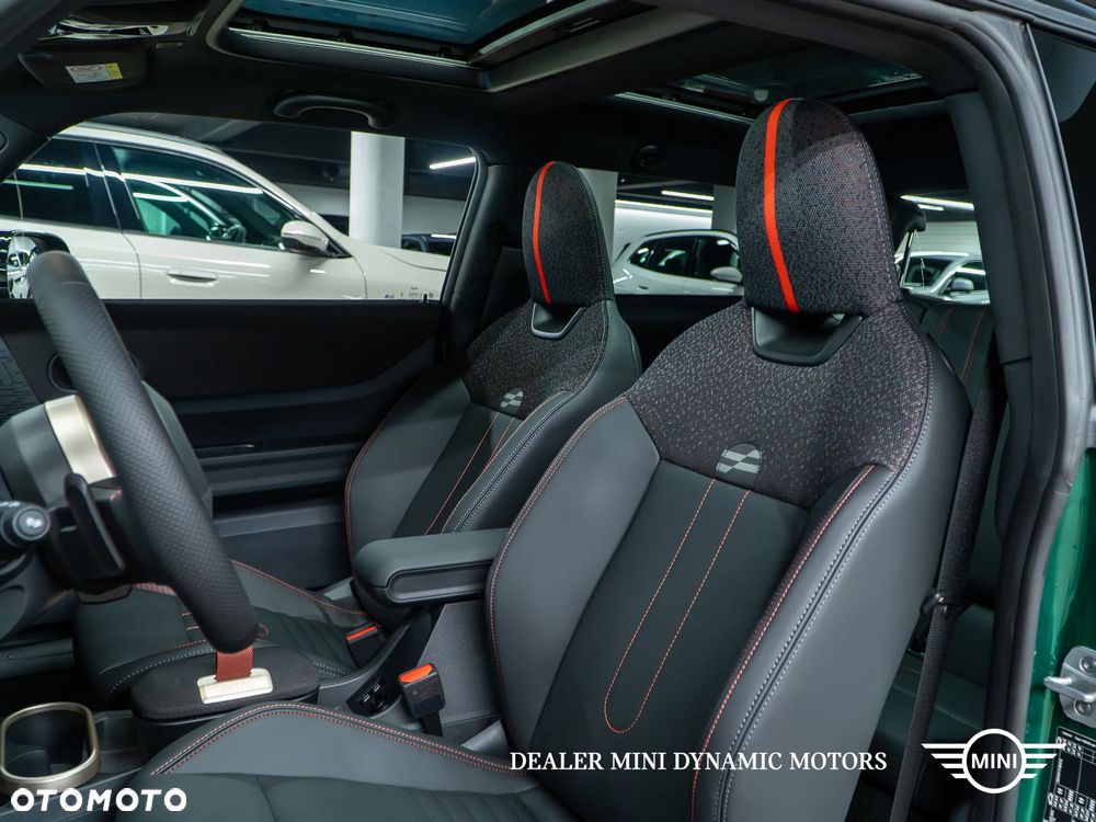MINI John Cooper Works Standard - 13