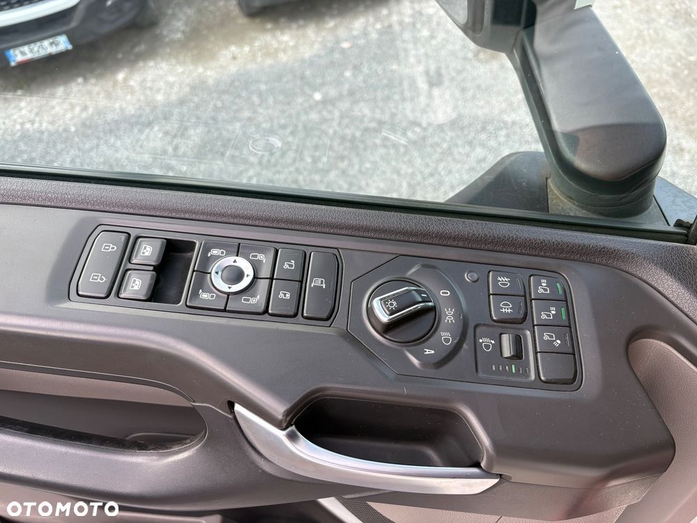 Scania R 450 | RETARDER | FULL LED | CAŁA NA PODUSZKACH | KLIMA POSTOJOWA | DWA ZBIORNIKI | NAWIGACJA | NOWE SPRZĘGŁO | SPROWADZONA | SUPER STAN - 20