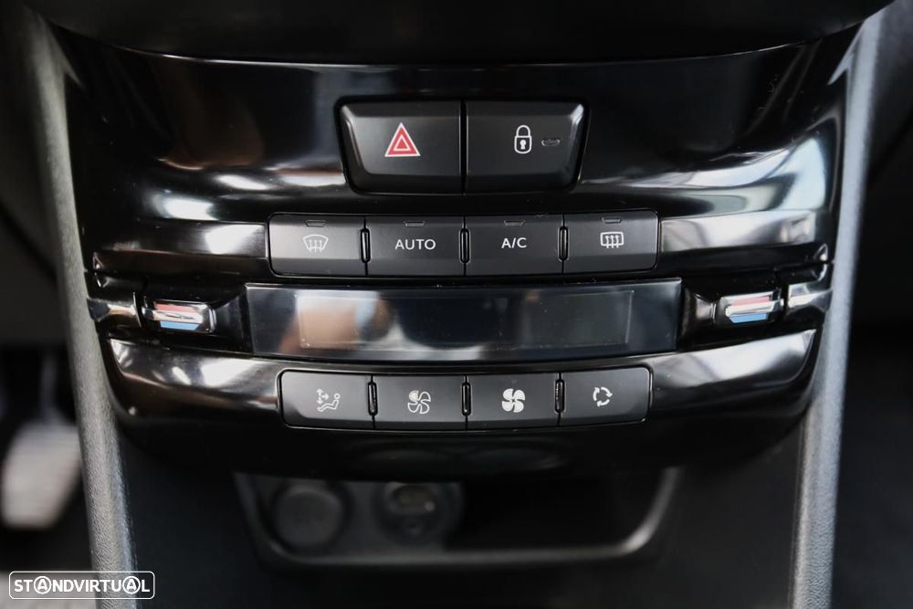 Peugeot 2008 1.6 BlueHDi Allure - 10