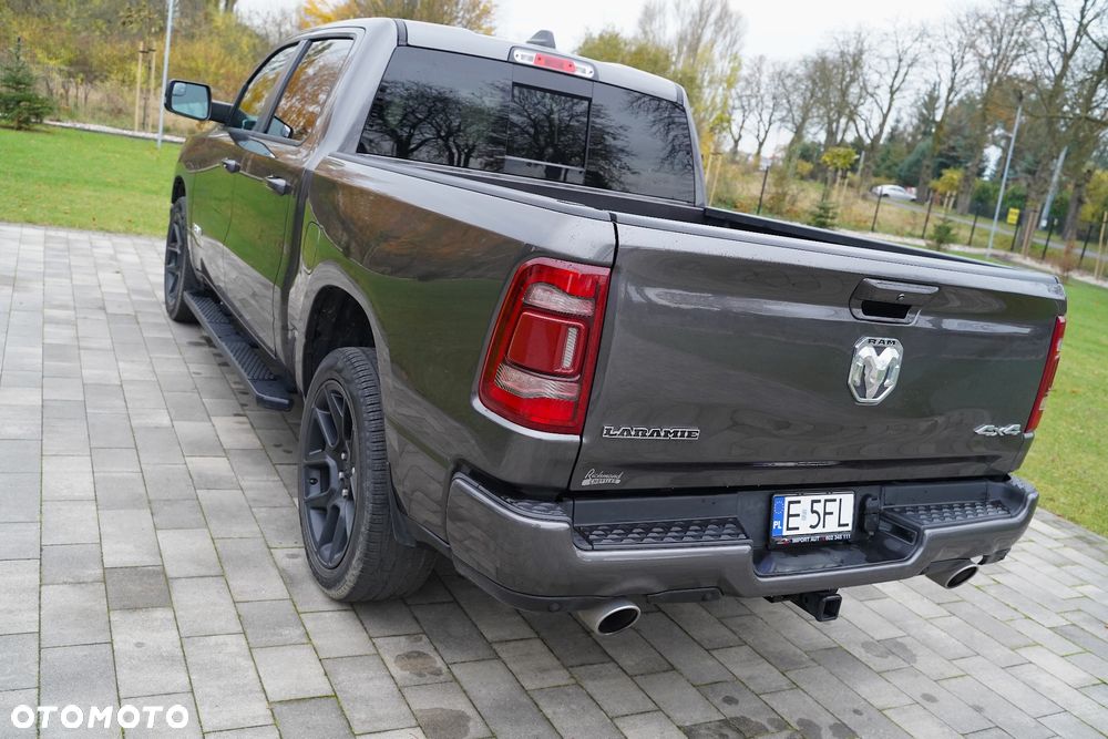 RAM 1500 Crew Cab Laramie - 17