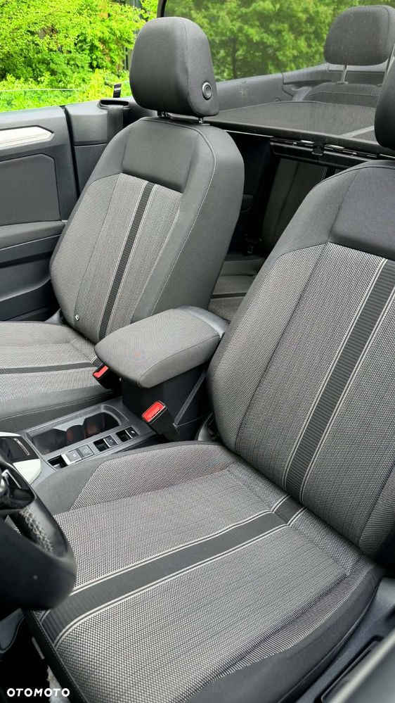 Volkswagen T-Roc - 13