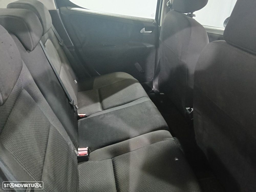 Peugeot 207 1.4 HDi Sport - 10