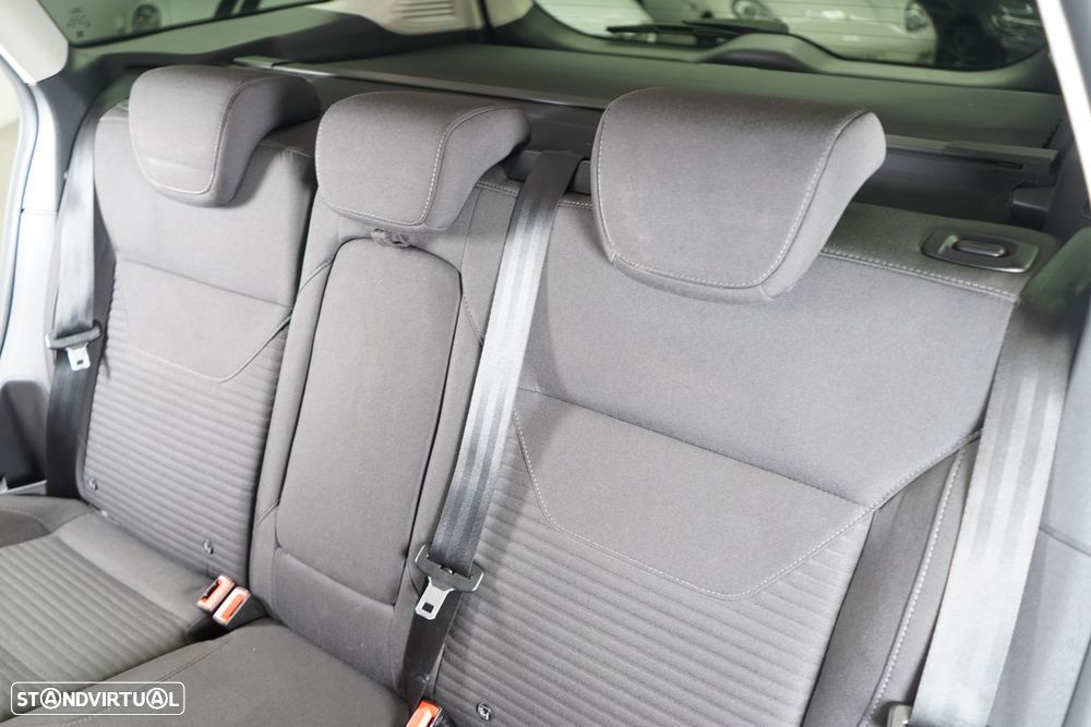 Ford Focus SW 1.0 EcoBoost Business - 38