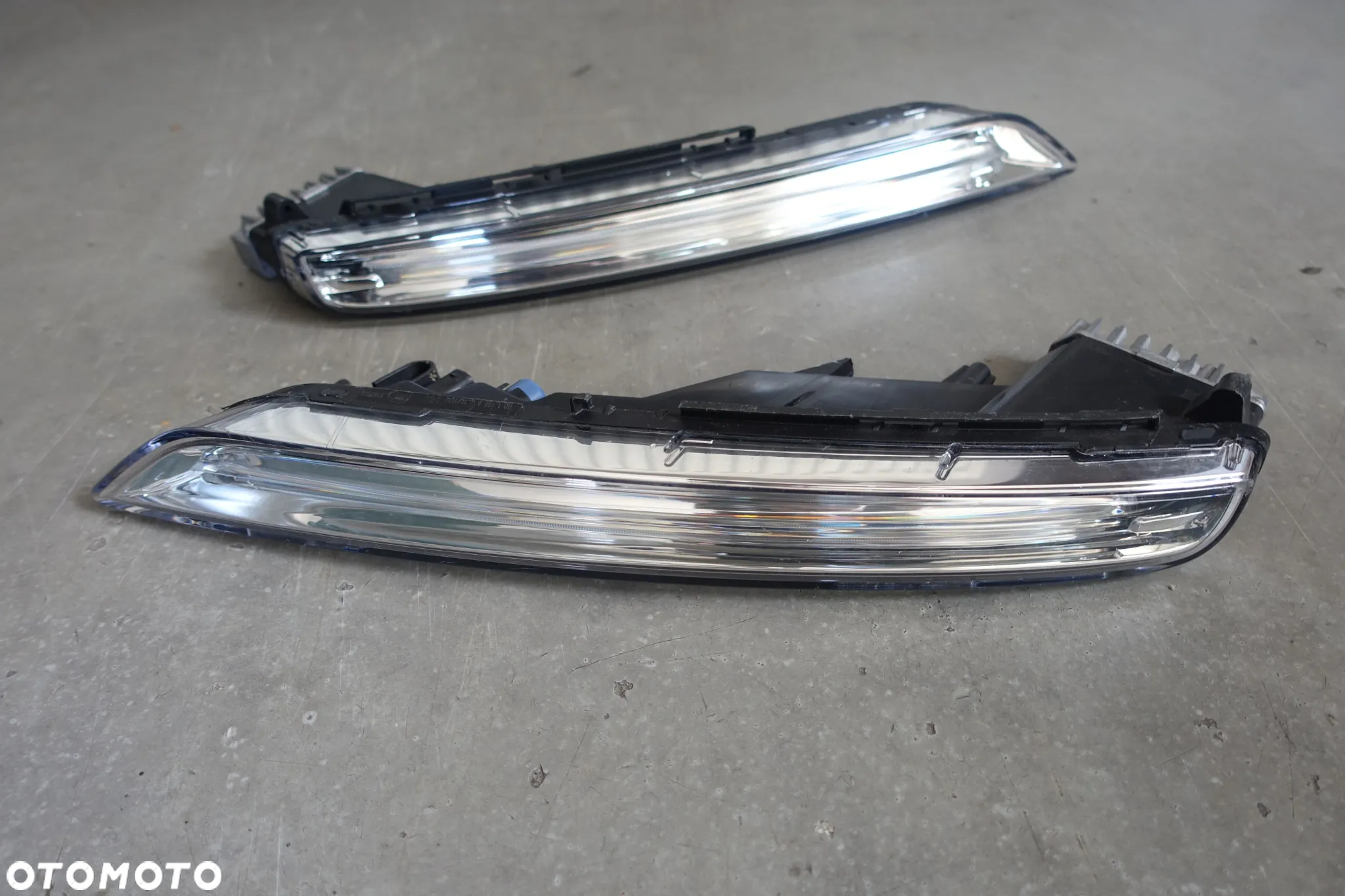 LAMPA LED DRL HALOGEN CAYENNE LIFT 15-18r. - 2