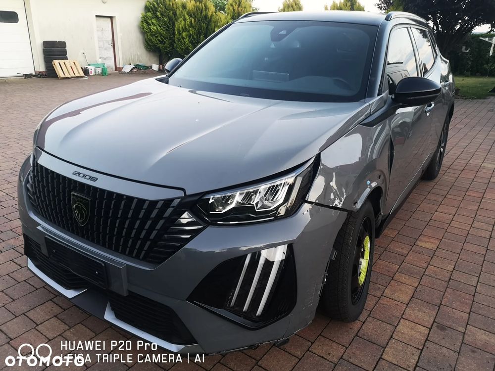 Peugeot 2008 PureTech 100 Allure S&S BVM6 - 4