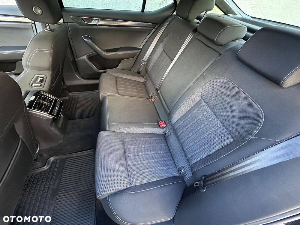 Skoda Superb 2.0 TSI Style DSG - 14