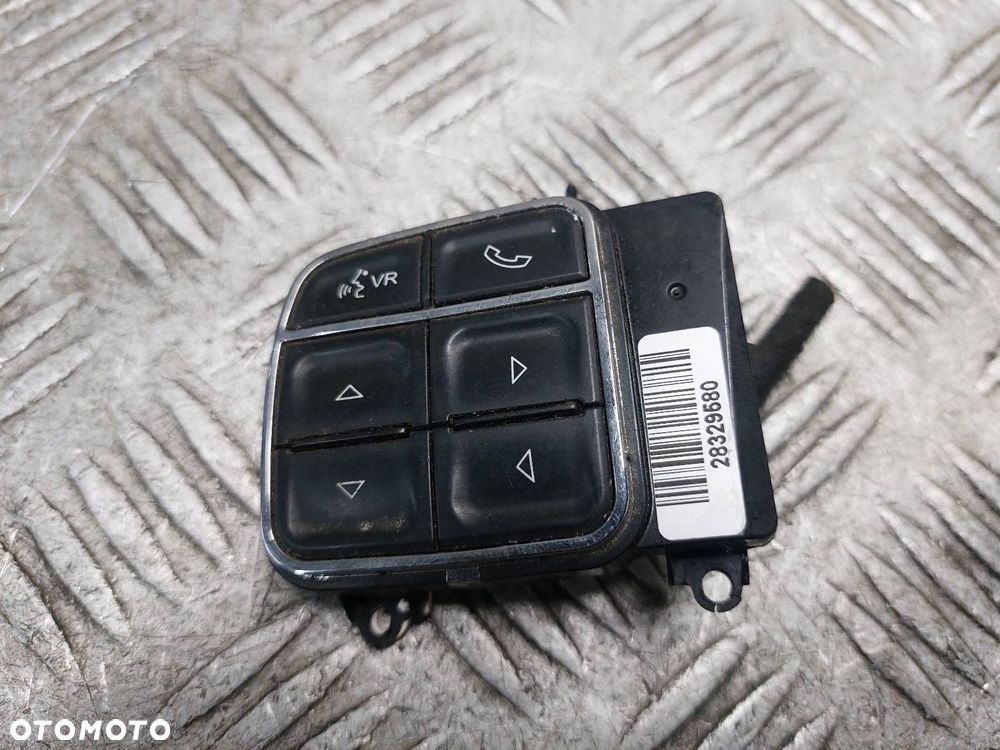 PRZEŁĄCZNIK KIEROWNICY RADIA RAM 1500 I LIFT 2013- 56054449AA - 1