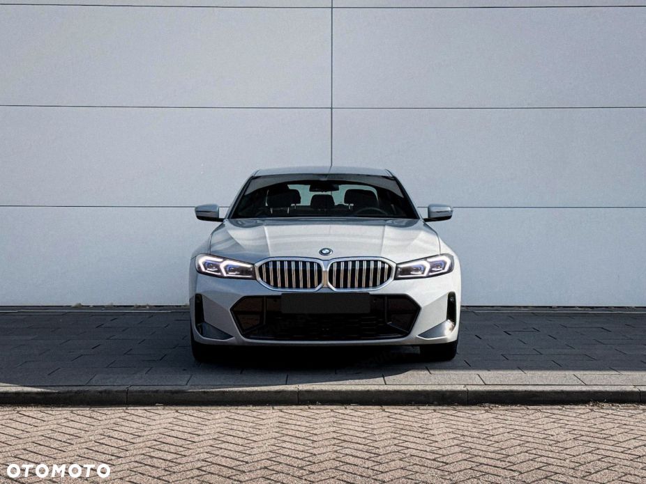 BMW Seria 3 320i xDrive M Sport - 7