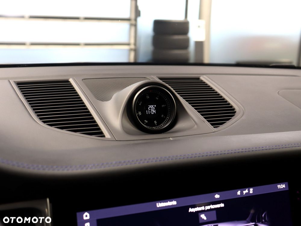 Porsche Macan Standard - 23