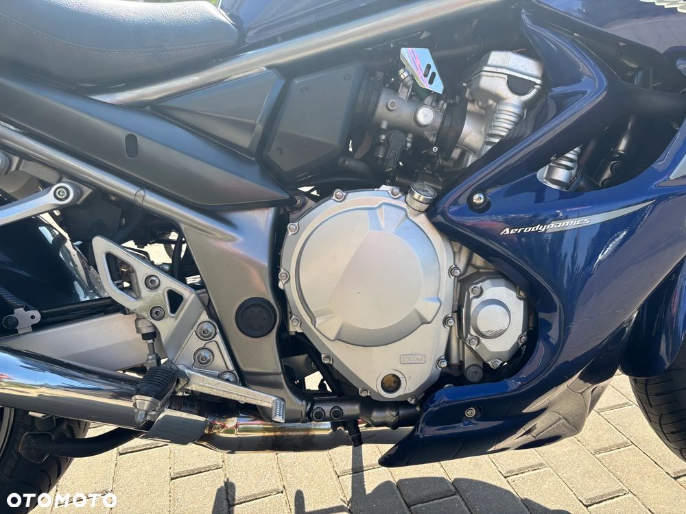 Suzuki Bandit - 22