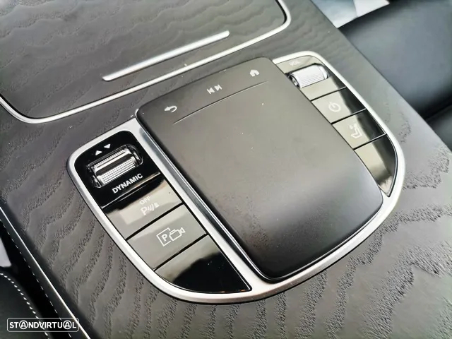 Mercedes-Benz E 300 de Avantgarde - 14