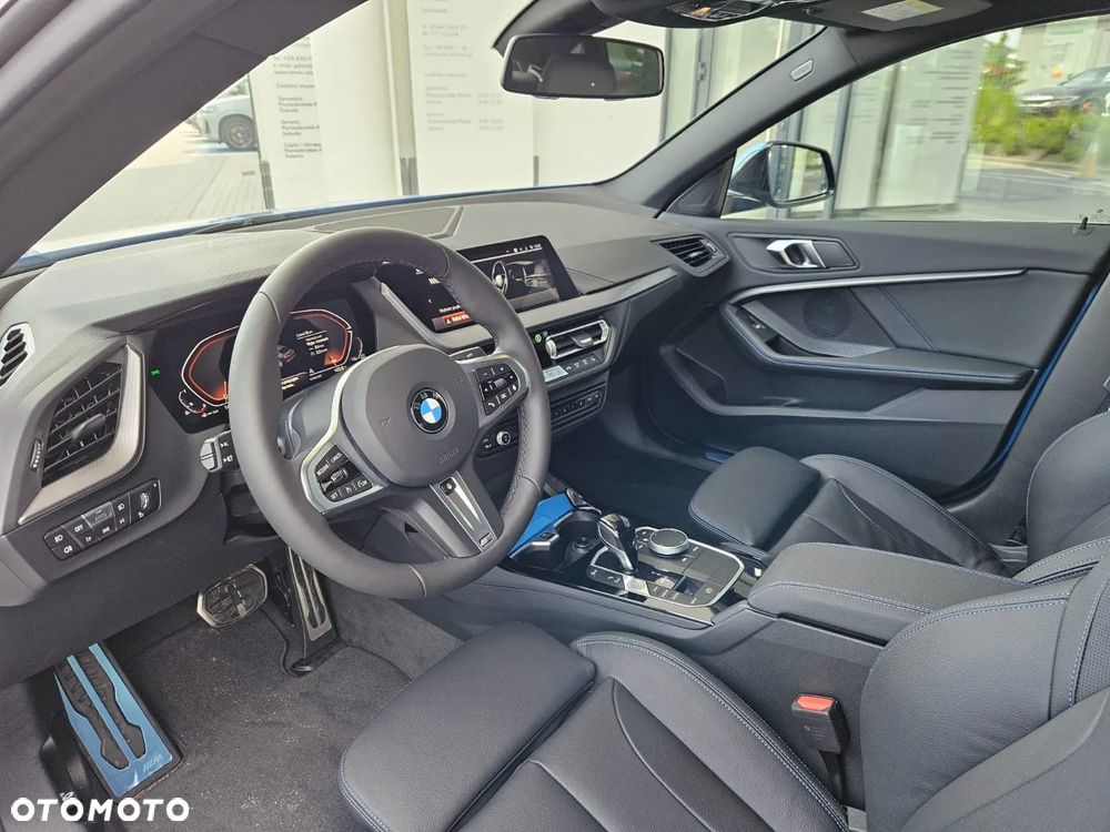 BMW Seria 2 218i - 12