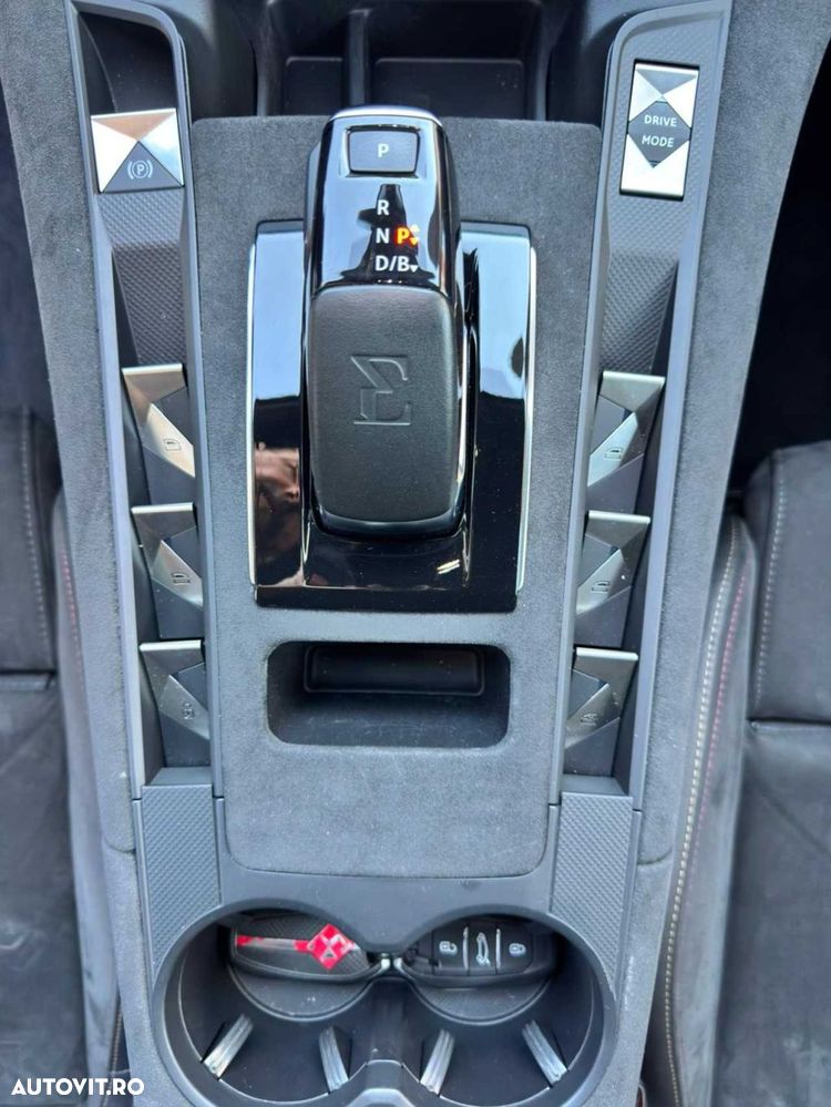 DS Automobiles DS 7 Crossback - 26