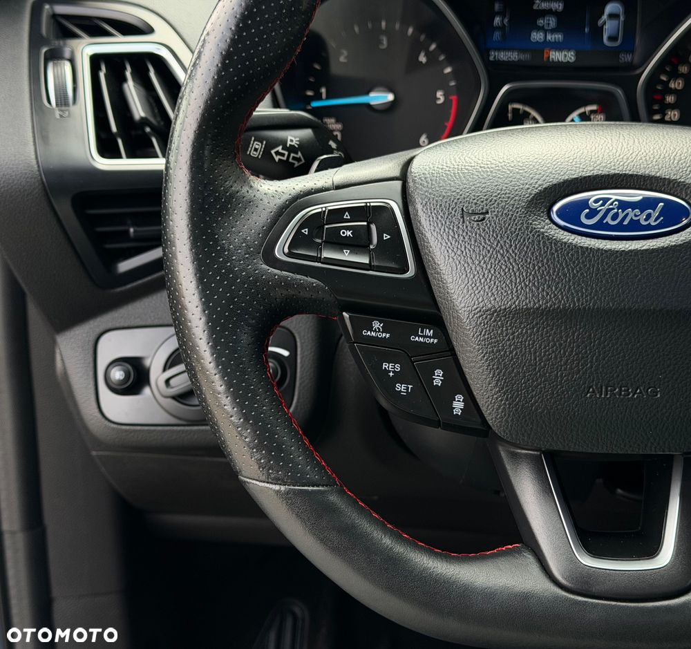 Ford Kuga 2.0 TDCi 4x4 ST-Line - 20