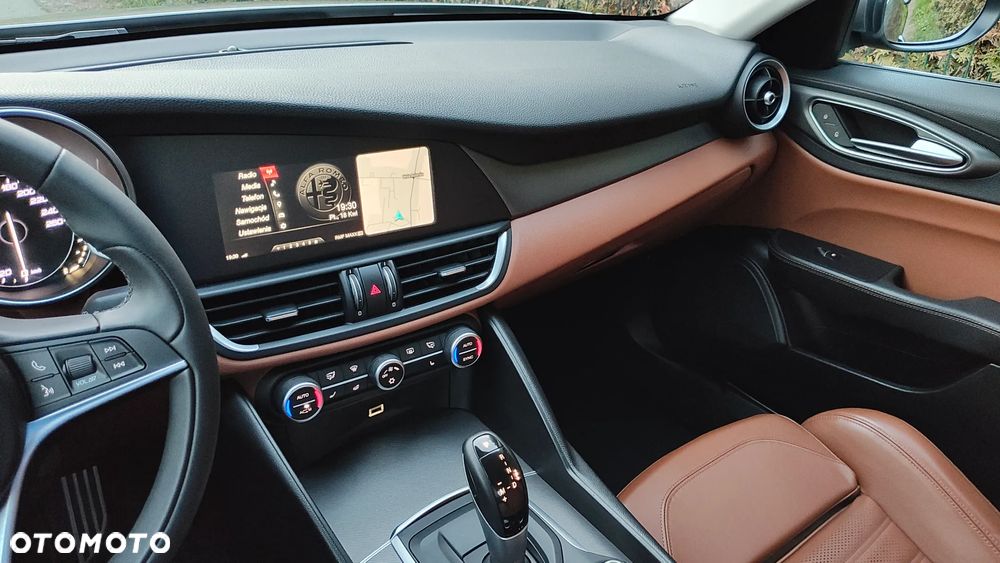 Alfa Romeo Giulia 2.2 Diesel AT8-Q4 Veloce - 22