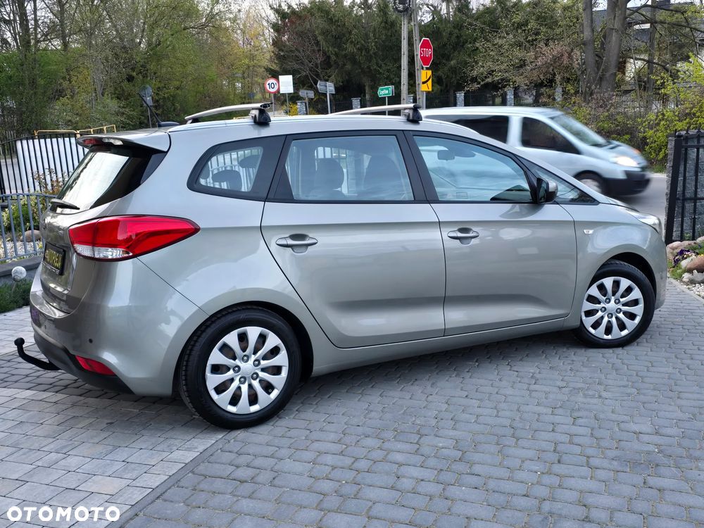 Kia Carens 2.0 GDI Spirit - 11