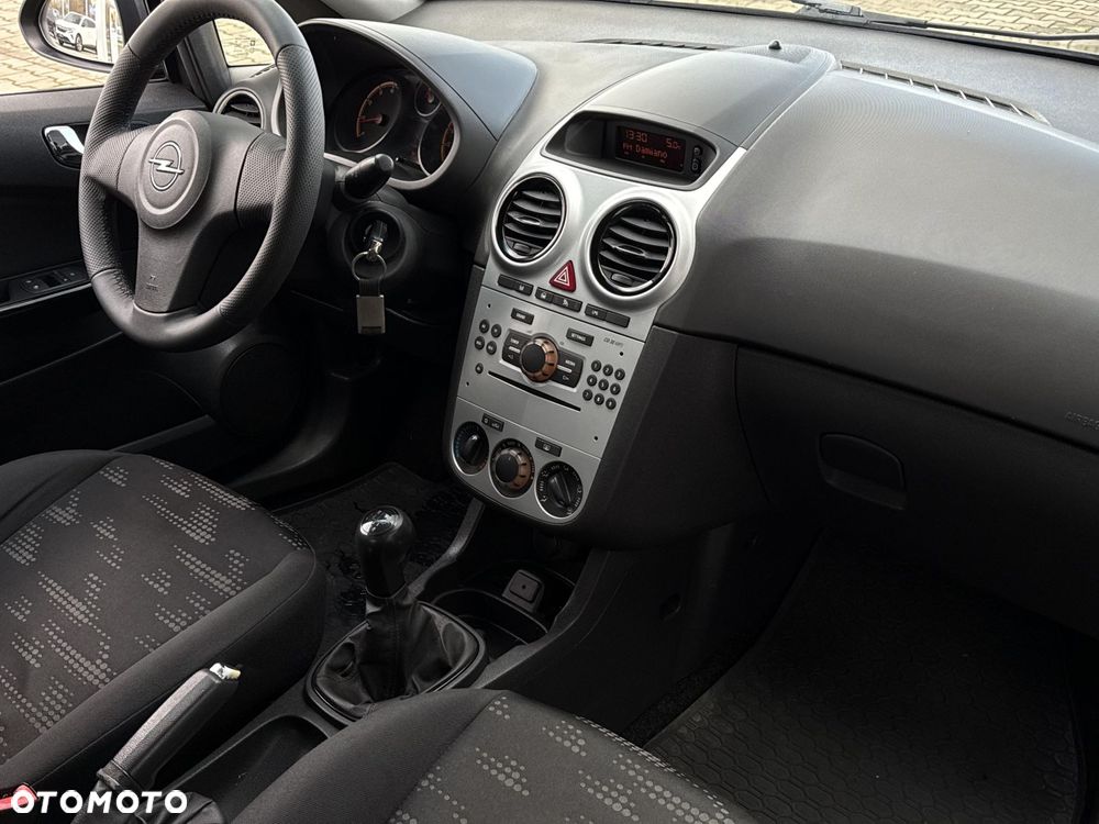 Opel Corsa - 10