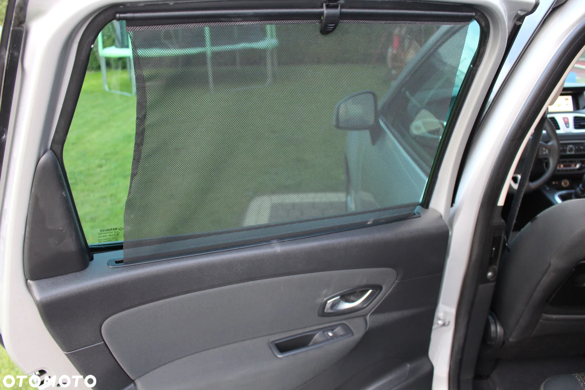 Renault Scenic 1.6 16V 110 Dynamique - 19