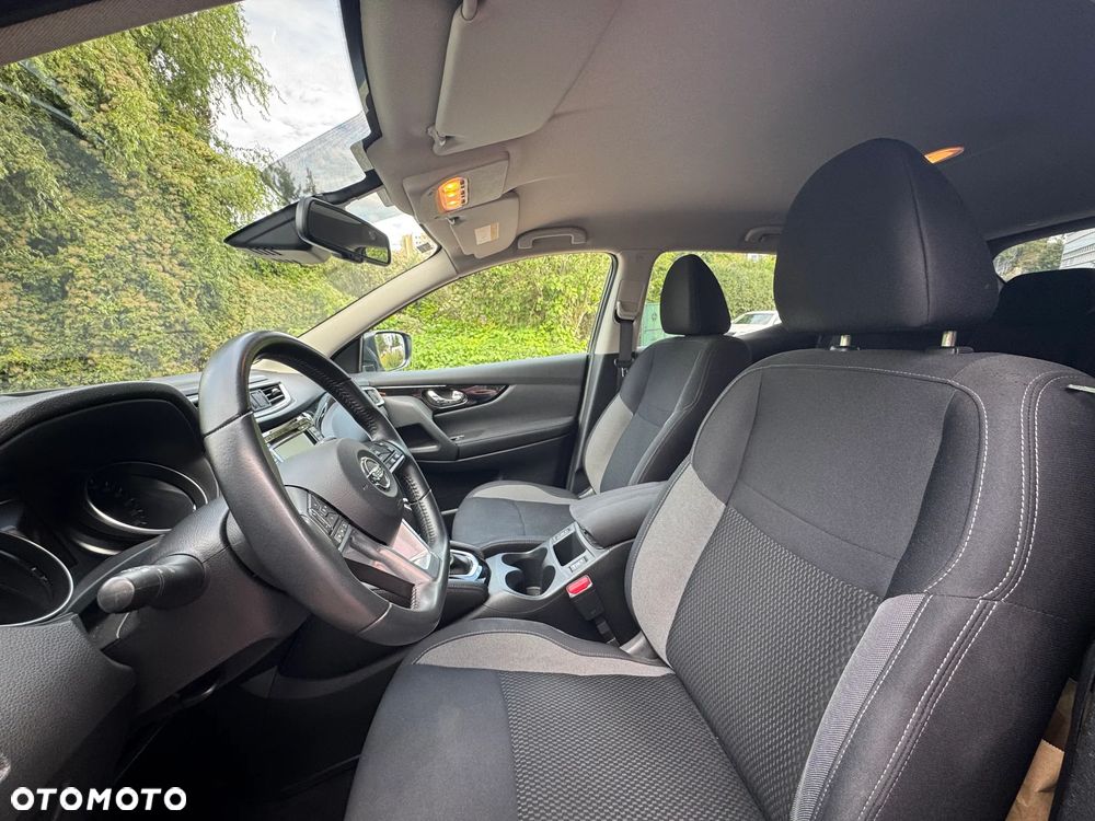Nissan Qashqai 1.2 DIG-T Acenta Xtronic EU6 - 8
