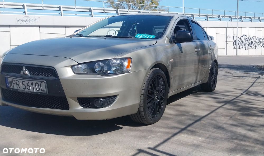 Mitsubishi Lancer 1.8 Invite - 6