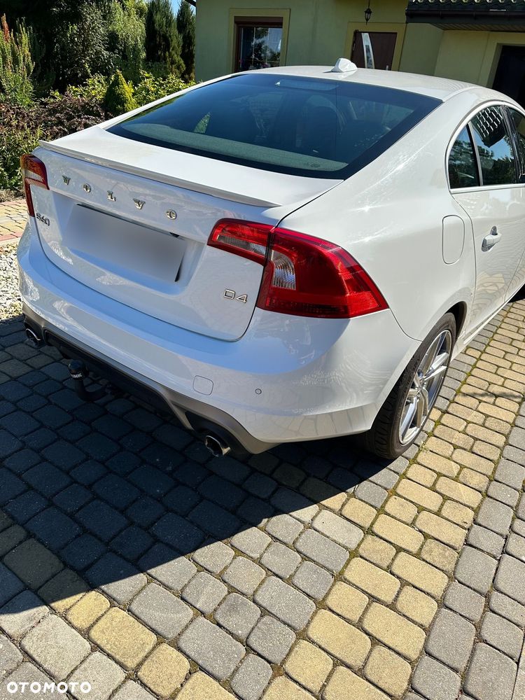 Volvo S60 D4 Drive-E R-Design Kinetic - 8