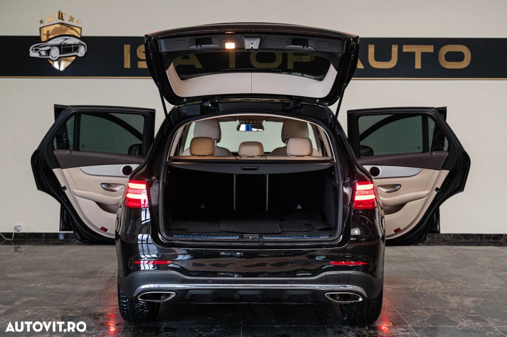 Mercedes-Benz GLC 250 4Matic 9G-TRONIC AMG Line - 3