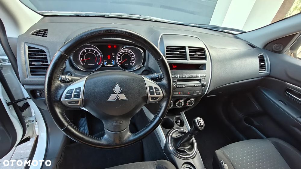 Mitsubishi ASX 1.6 2WD 35 Jahre - 8