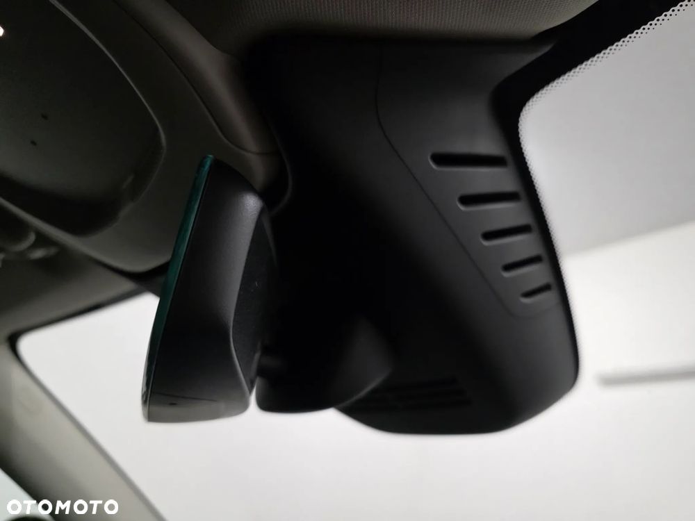 Volvo XC 60 B4 D Geartronic RDesign - 29