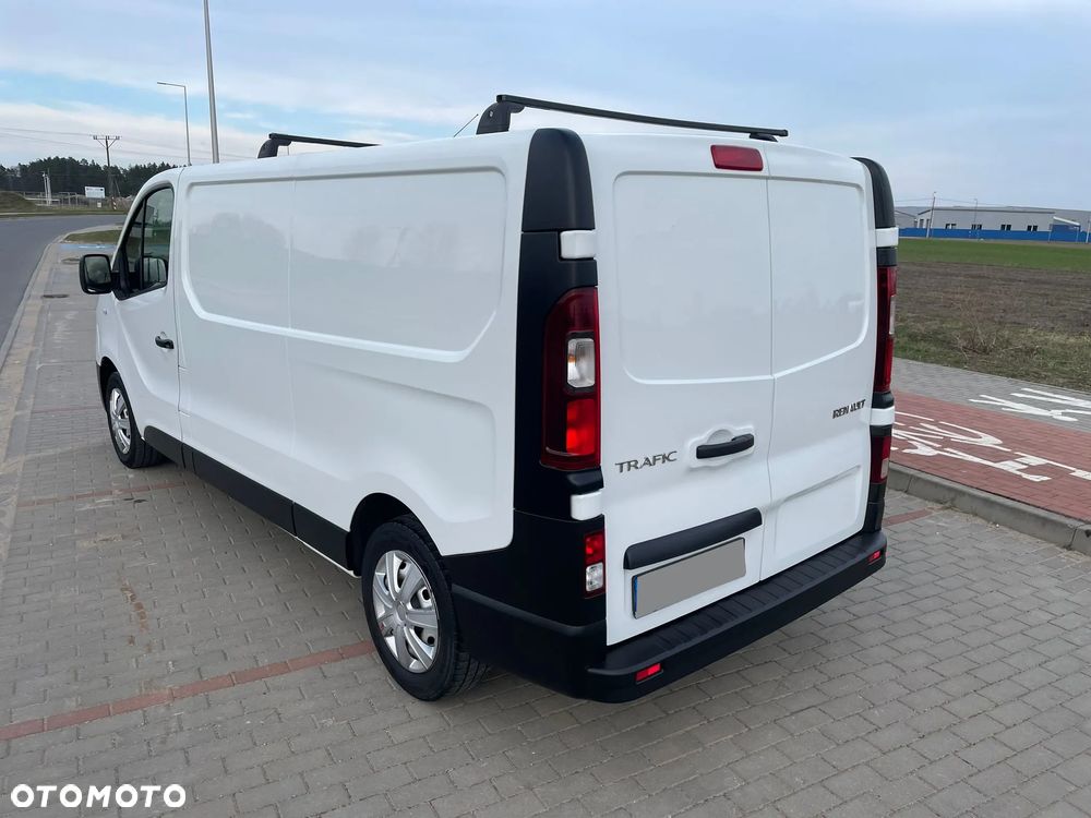 Renault Trafic - 13
