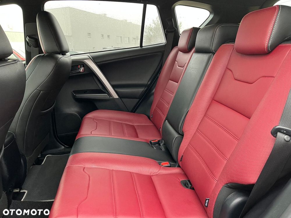 Toyota RAV4 Hybrid Premium 4x4 - 29